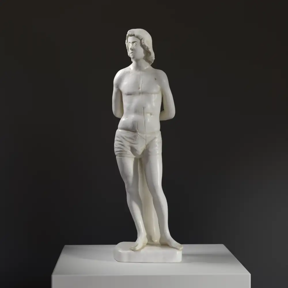 Scultura di San Sebastiano in resina con effetto marmo e bronzo.