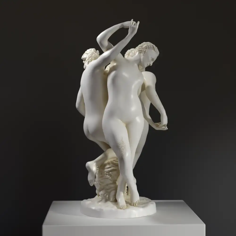 Replica della scultura delle Tre Grazie al Petit Palais di Parigi.