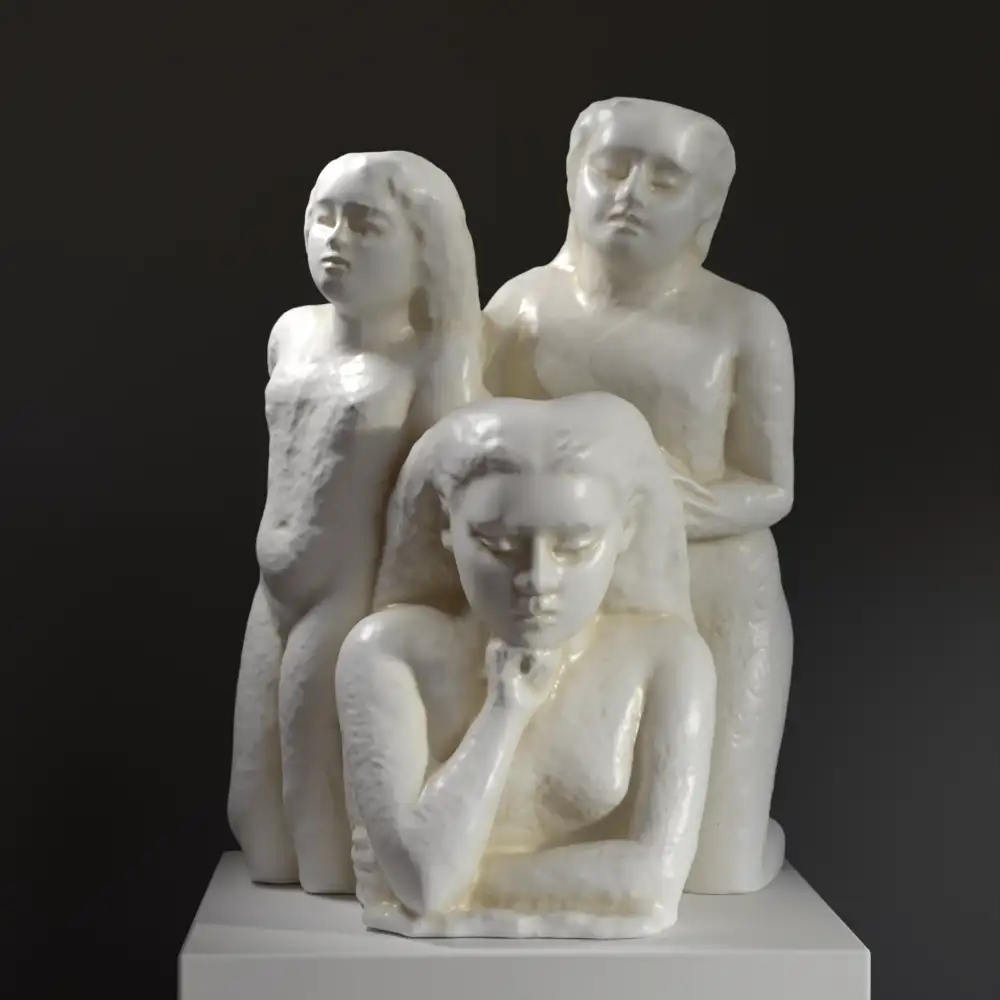 Replica della Scultura delle Tre Sorelle di Antonietta Raphaël in resina.