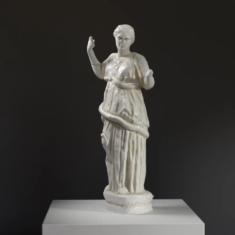 Replica della scultura di Igea in resina con finitura marmorea.
