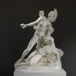 Replica della scultura di Nisus ed Euryalus al Louvre di Parigi.