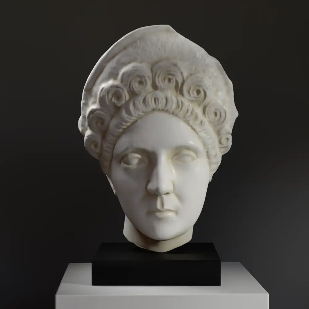 Busto dell'Imperatrice Plotina in stile classico.