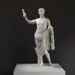 Standbeeld van Hadrianus met globe, replica in het Staatsmuseum Hermitage.