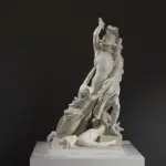 Replica van de sculptuur 'De Ontvoering van Polyxena' door Pio Fedi.