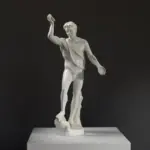 Replica van de Dansende Satyr in het Staatsmuseum Hermitage.