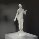 Replica van de sculptuur 'Zomer in de Jardin des Tuileries', een vrouwelijke naaktfiguur in een elegante pose.