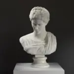 Buste van Artemis, een iconische sculptuur in het Staatsmuseum Hermitage.